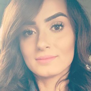 Meet your Posher, Jolea